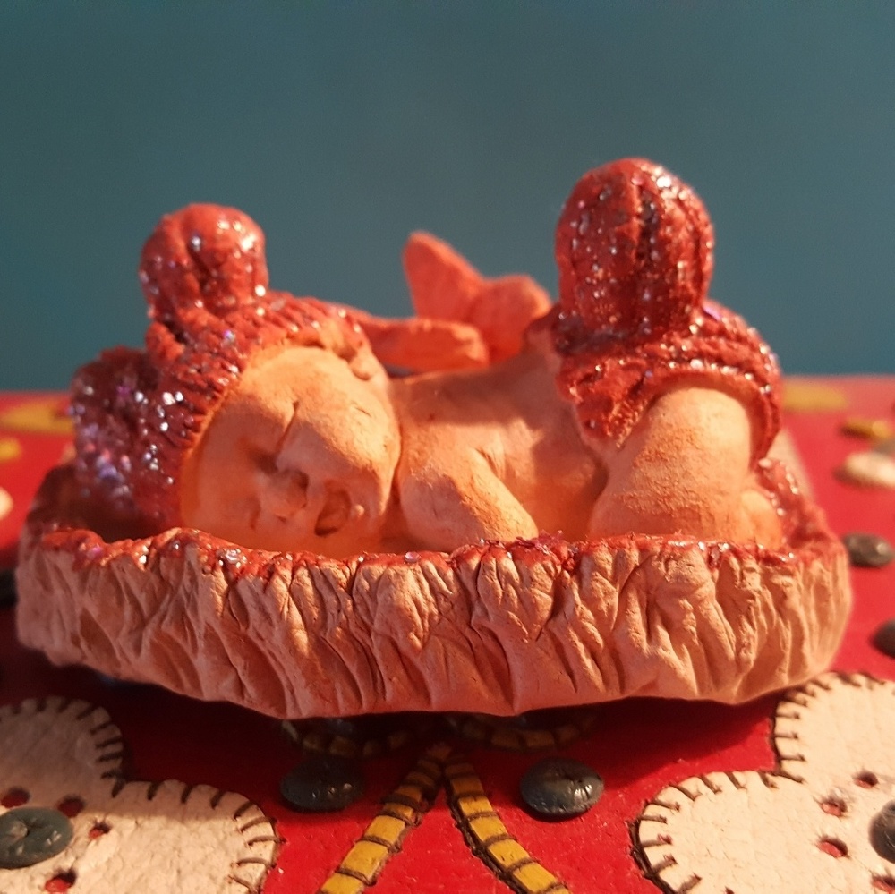 NEW HANDCRAFTED CHINA CLAY NEWBORN IN BASKET